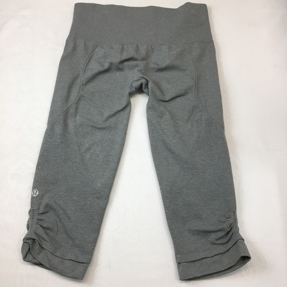 Lululemon Seamless, Capris Leggins, grey size 6 - Picture 5 of 11